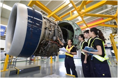 西安航空基地民企領(lǐng)航 入圍國(guó)家首批民用航空維修執(zhí)照培訓(xùn)試點(diǎn)，助力產(chǎn)業(yè)技術(shù)服務(wù)升級(jí)